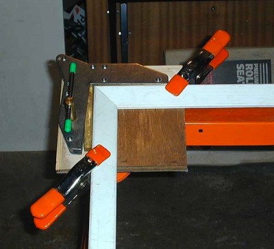 Clamping Assembly Table Portable Pre-assembly Tables with the Clam Clamp | THISisCarpentry